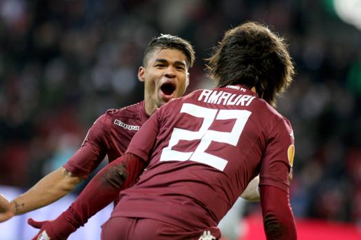 L'esultanza di Martinez e Amauri. LaPresse